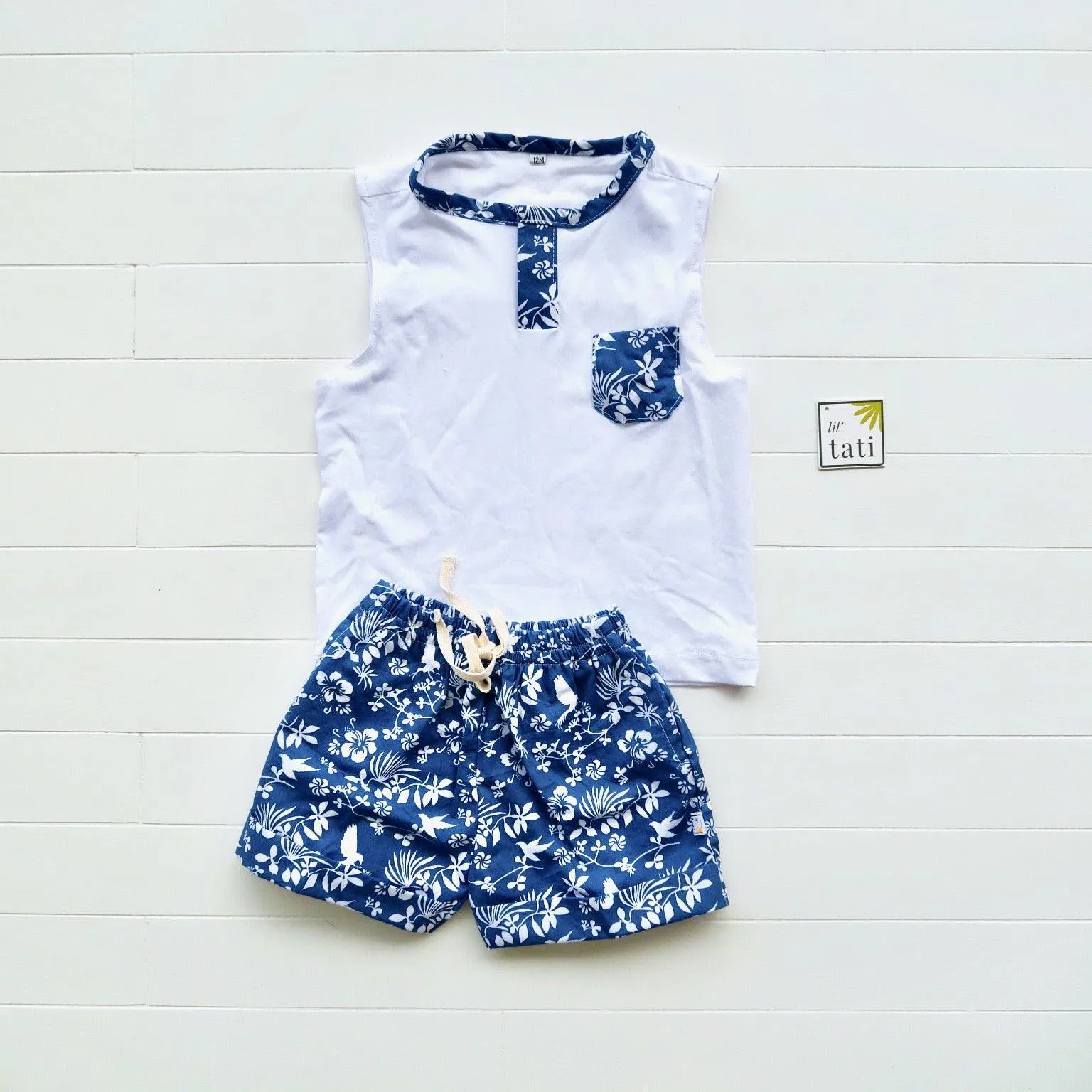 Caper Sleeveless Top & Shorts in Blue Bird Garden and White Stretch