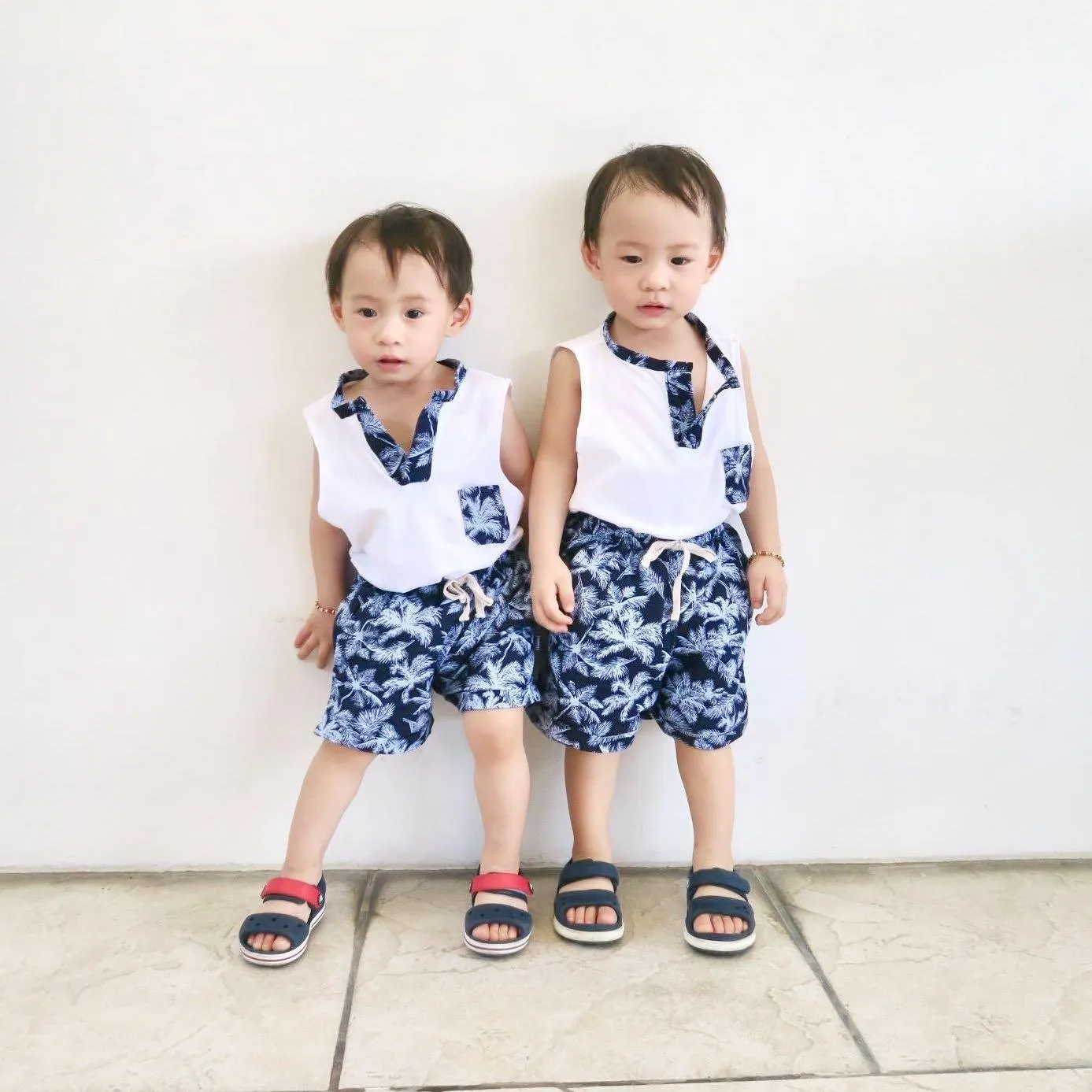 Caper Sleeveless Top & Shorts in Blue Bird Garden and White Stretch