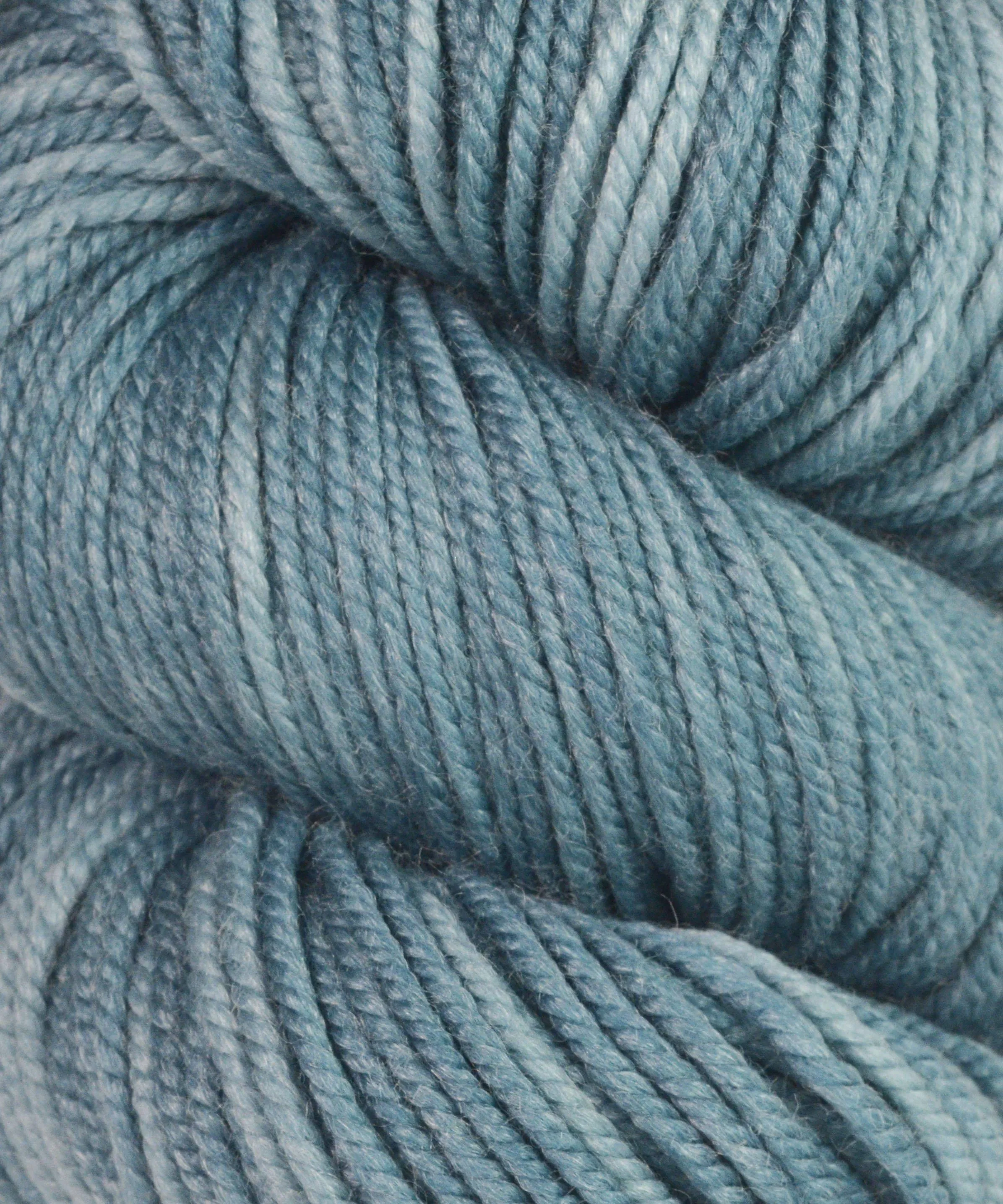 Sueno Worsted Tonal Yarn by HiKoo